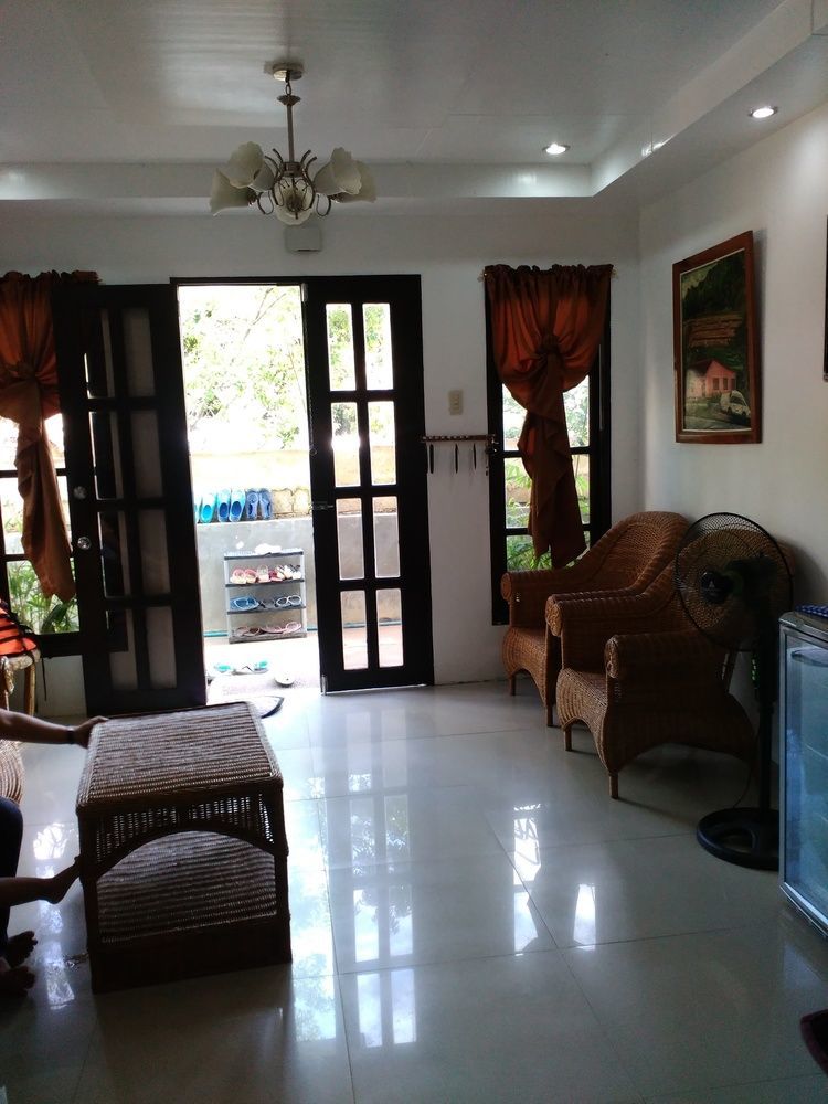 bahay-panuluyan Raje *