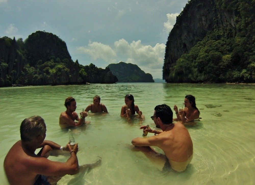 Palawan Secret Cruise Floating