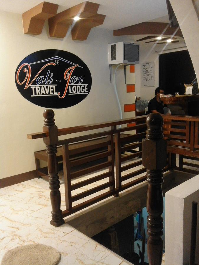 Vali-joe Travel El Nido