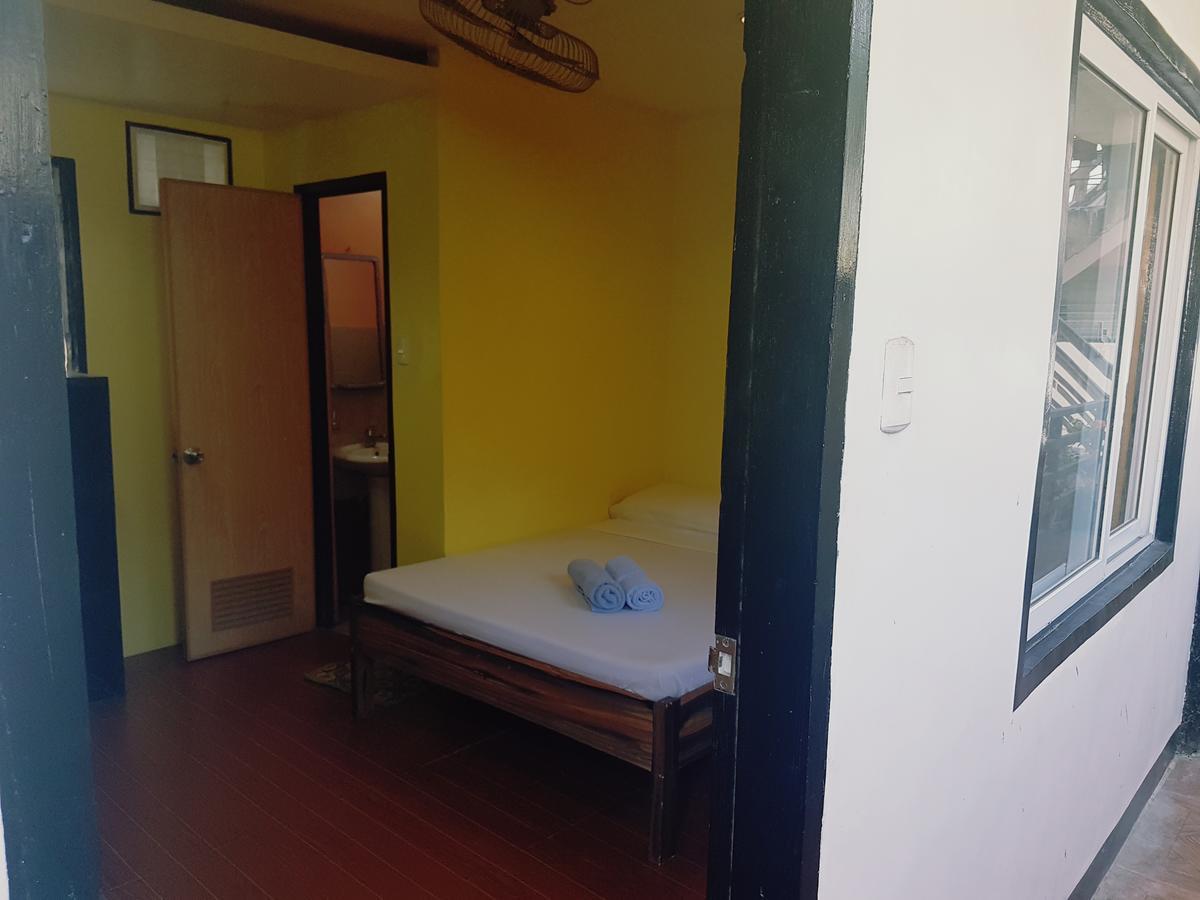 Pad's Inn El Nido