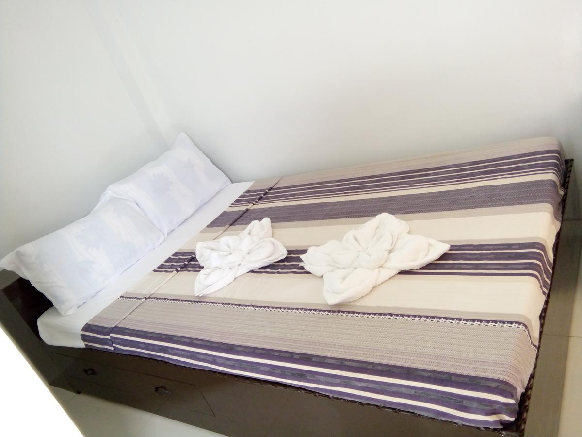 Inn Chelle's Apartelle - 2*