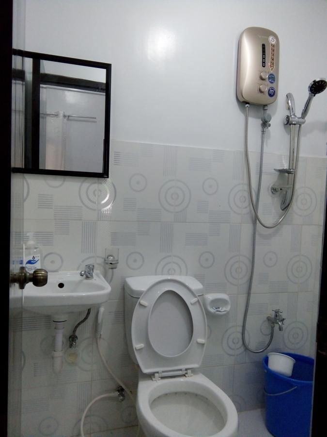 Inn Chelle's Apartelle - 2*