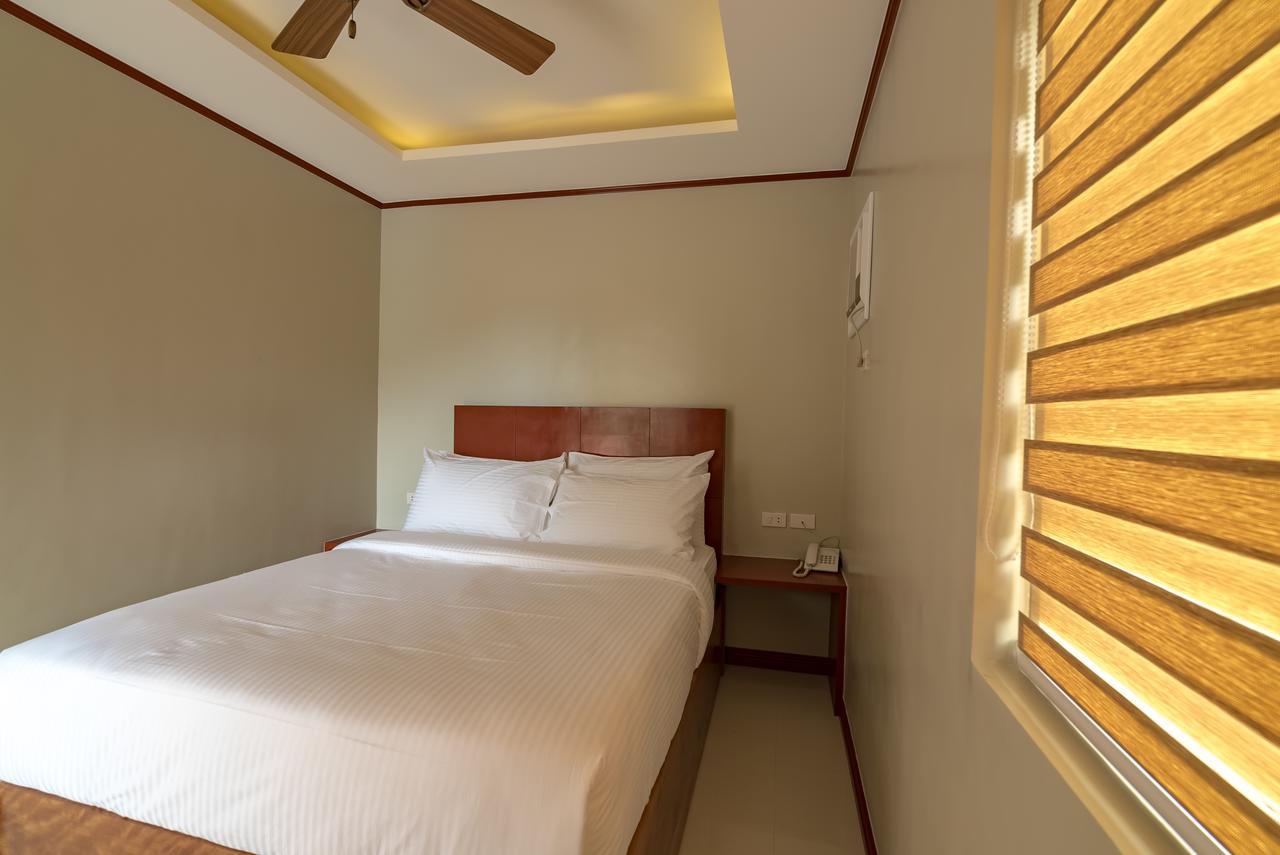 Hotel Coral Cliff 2*
