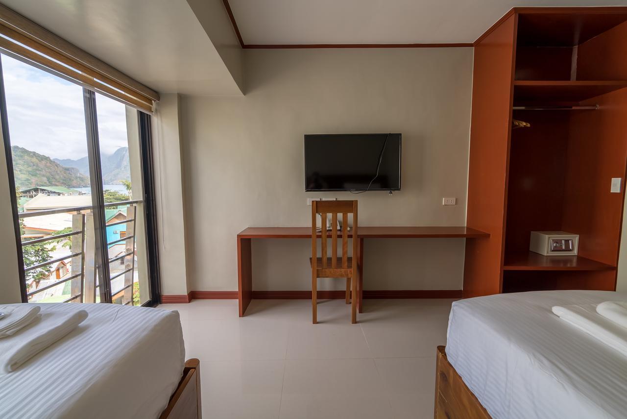 Coral Cliff 2* El Nido