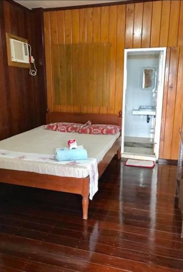 Ricos Cottages Guest house 2*