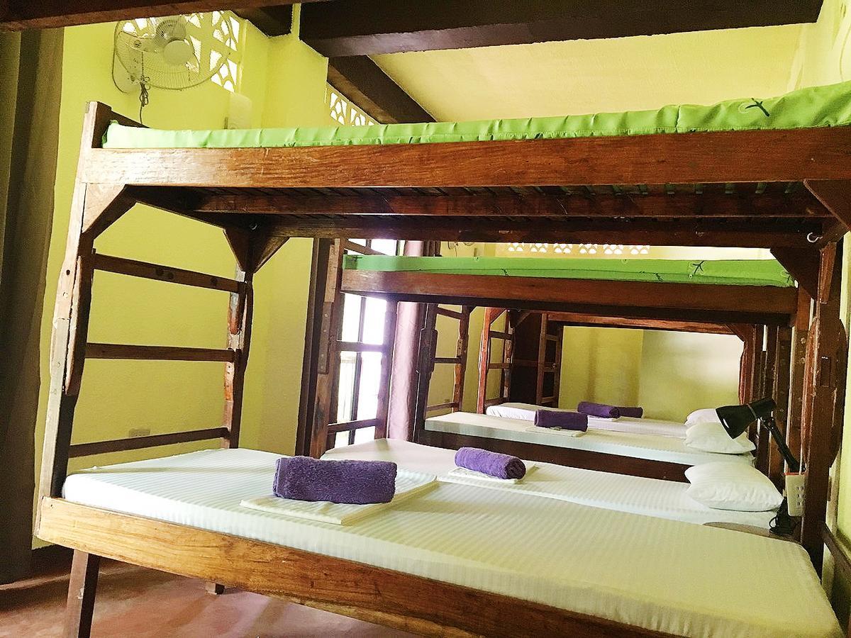 Elternative Hostel El Nido