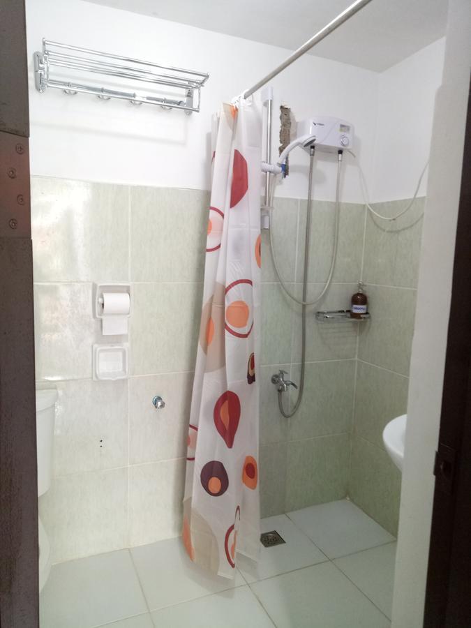 Inn Chelle's Apartelle - 2*