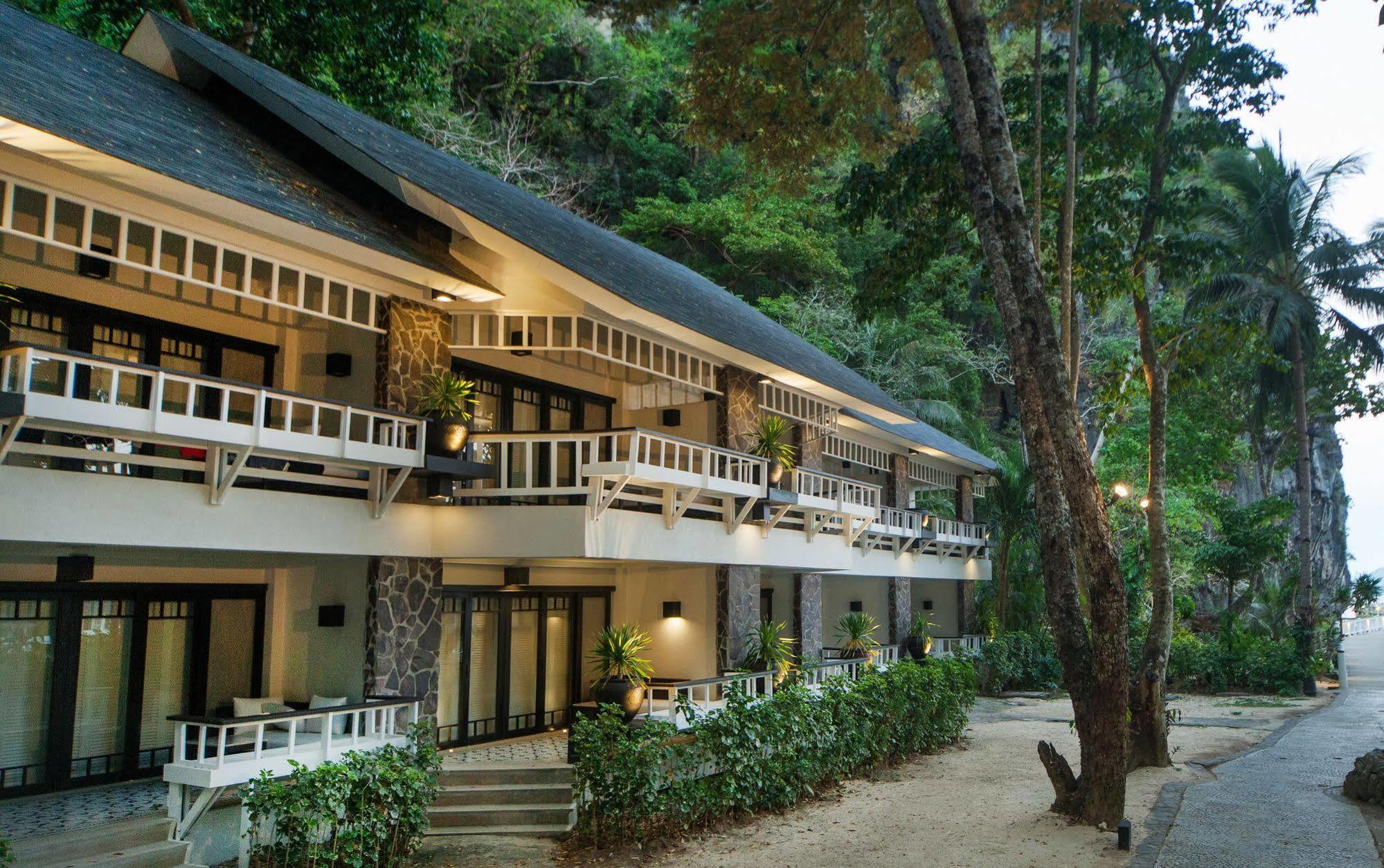 Lagen Island 5*