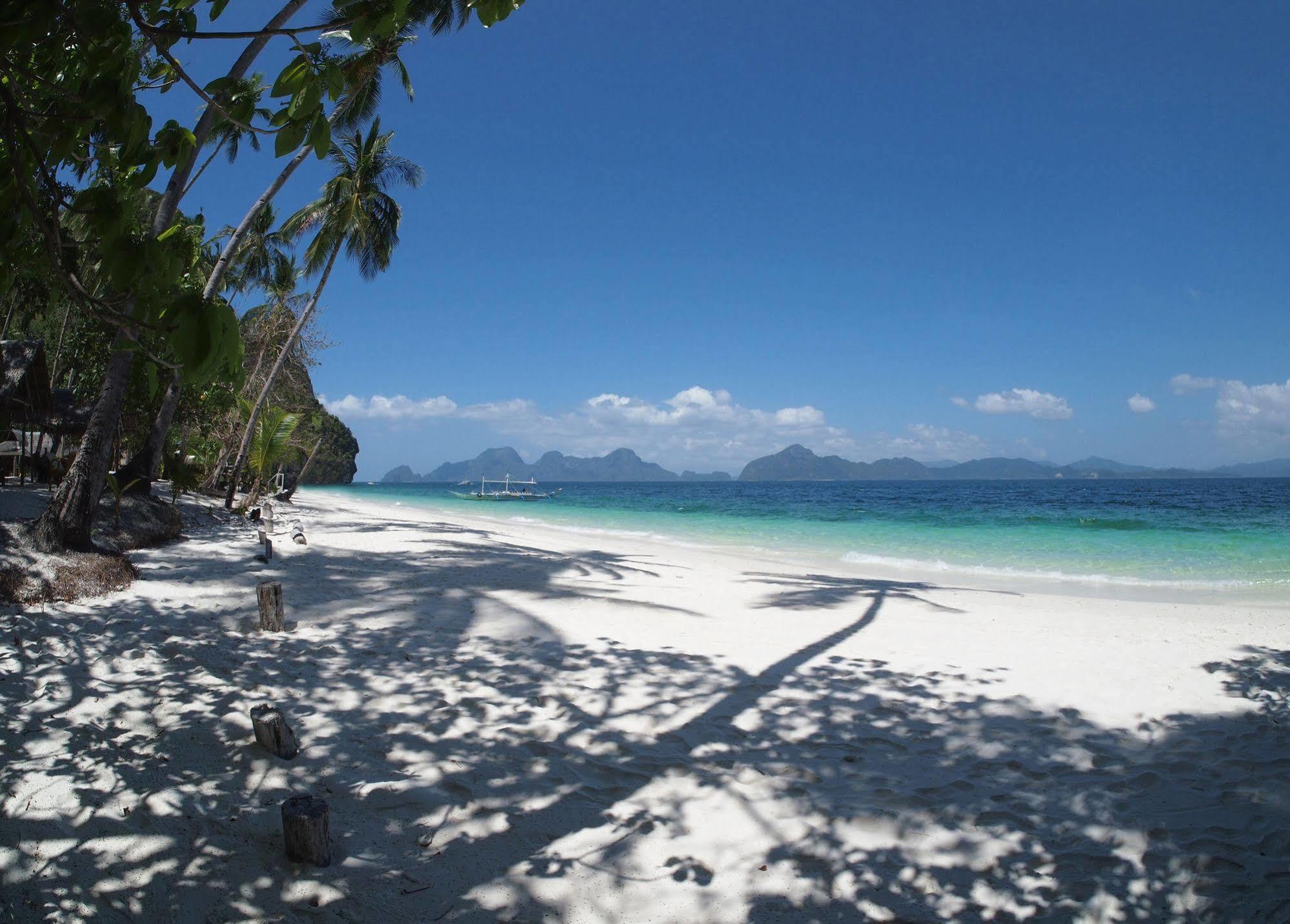 Pangulasian Island Resort