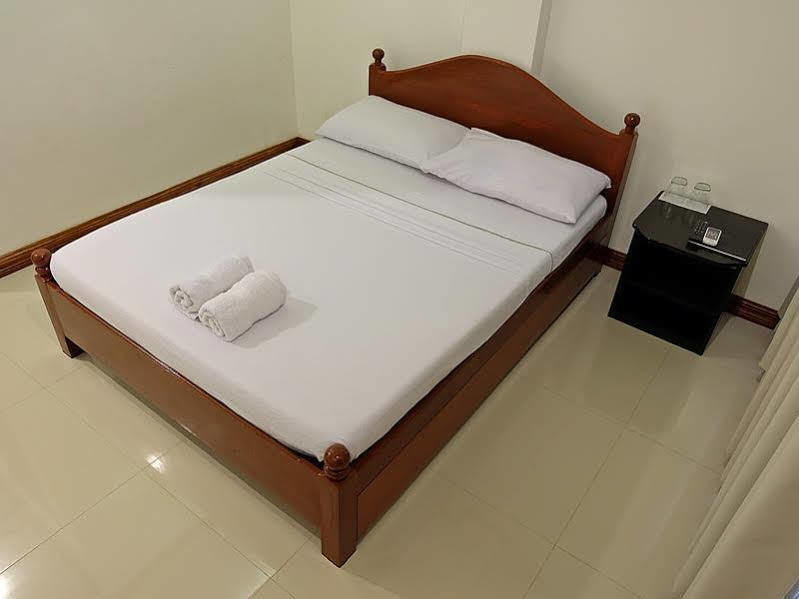 Hotel Swiftlets 2*