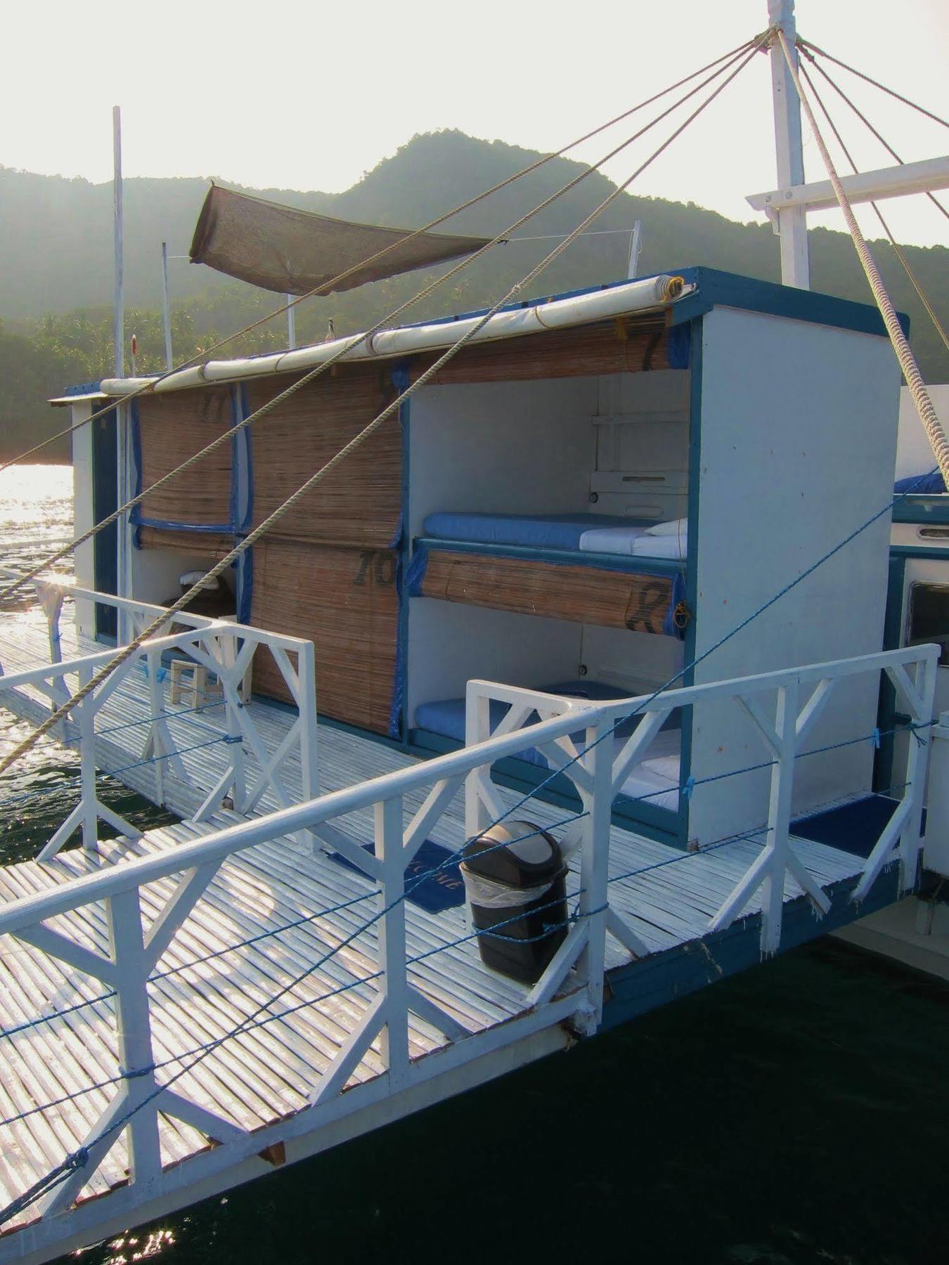 Palawan Secret Cruise Floating El Nido