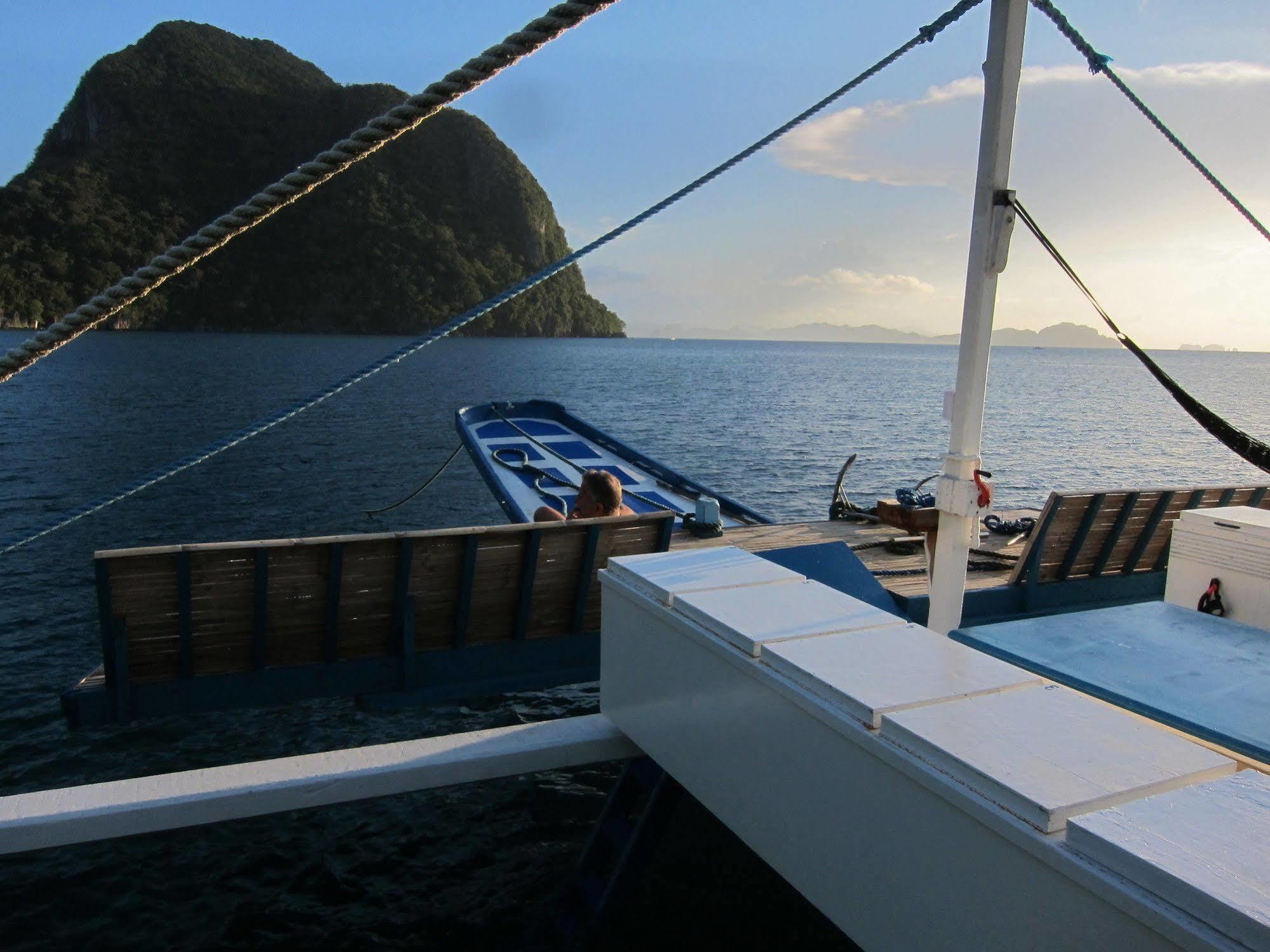 Palawan Secret Cruise Floating