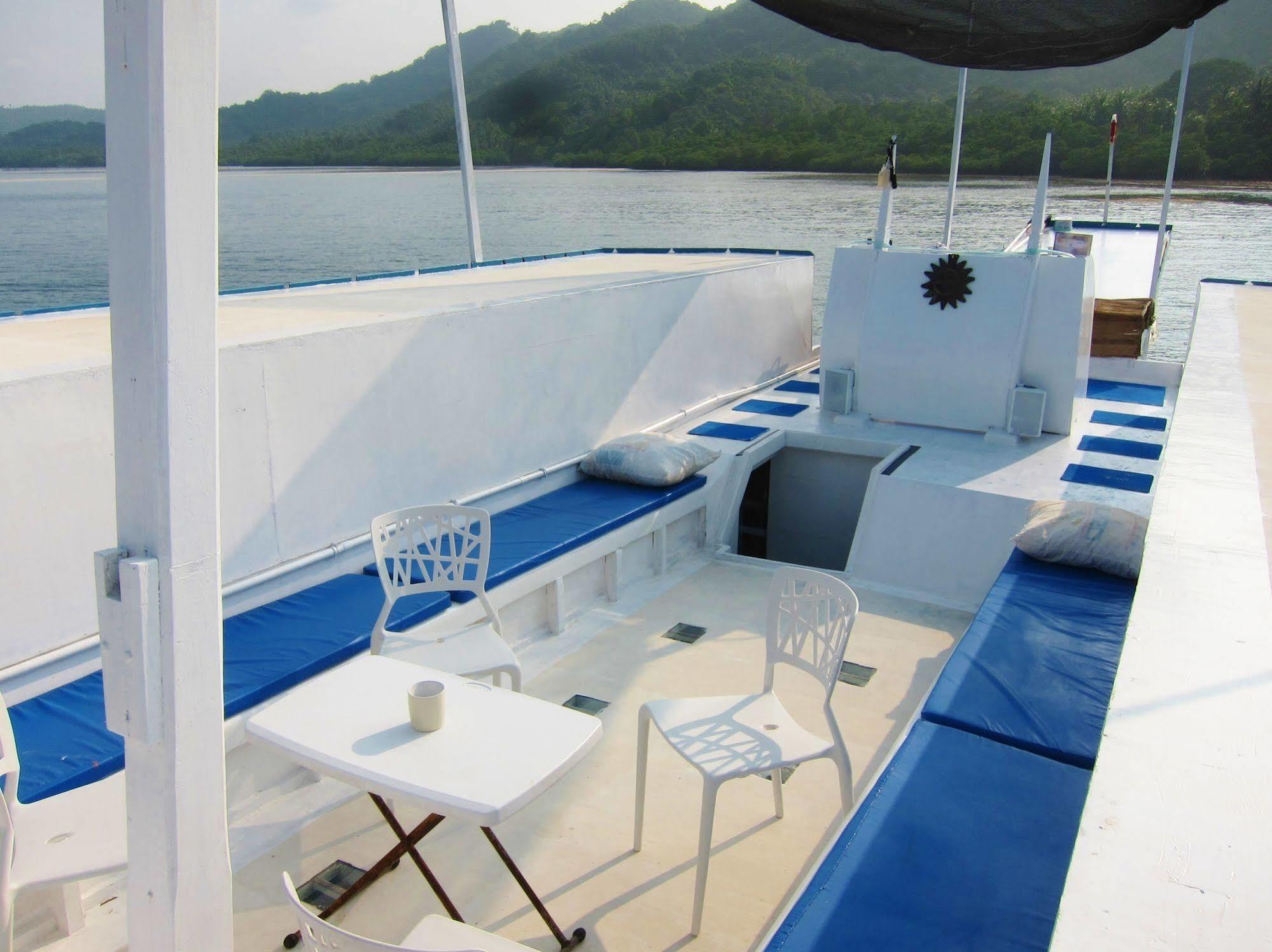 Palawan Secret Cruise Floating 2*