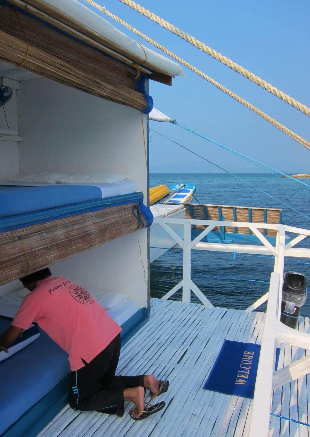 Palawan Secret Cruise Floating Hotel 2*