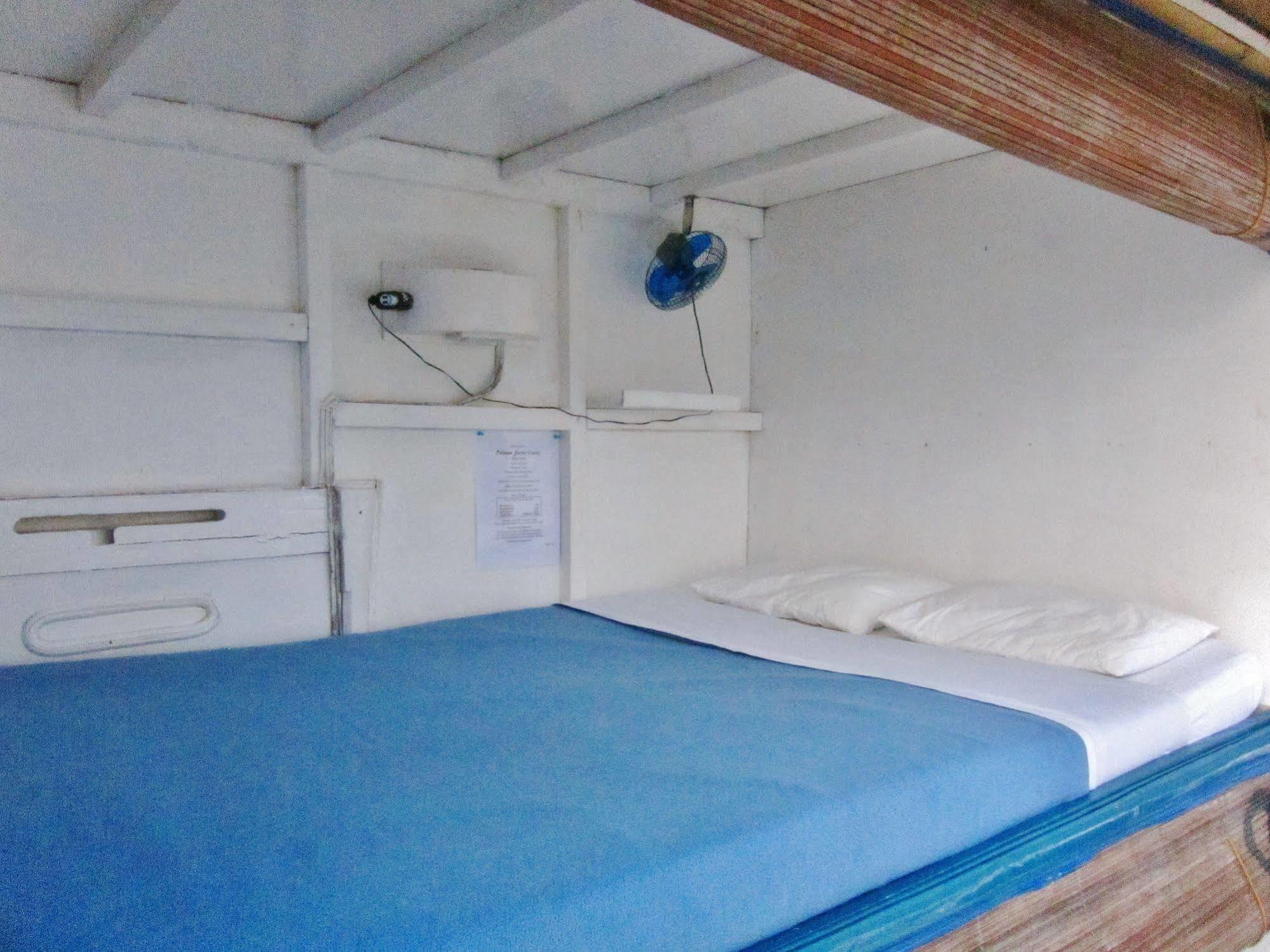 Palawan Secret Cruise Floating Hotel El Nido
