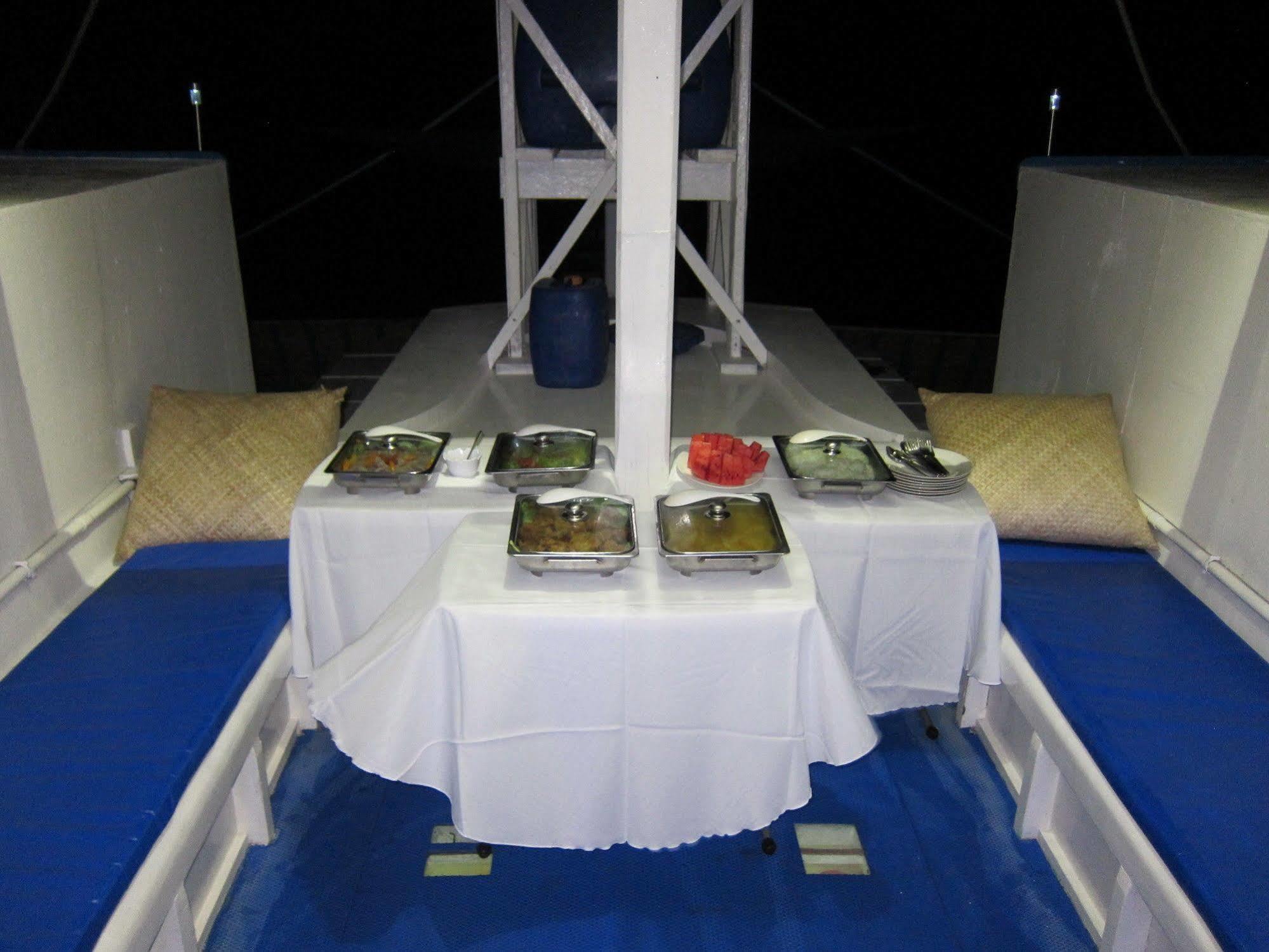 Palawan Secret Cruise Floating El Nido