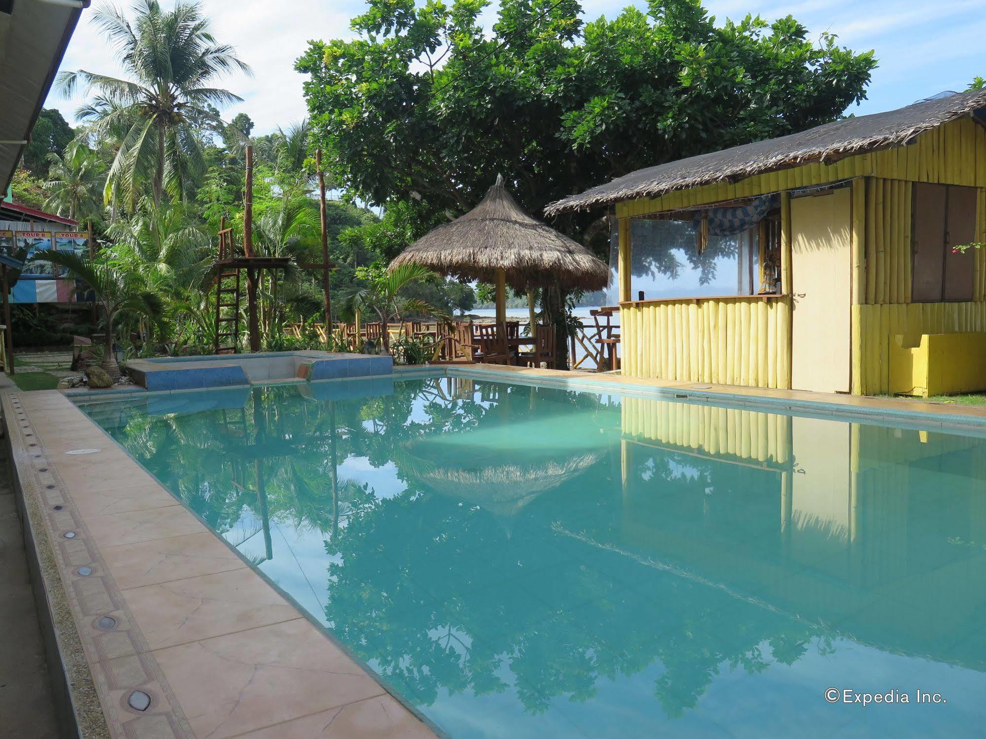 Four Seasons Seaview Resort 3*