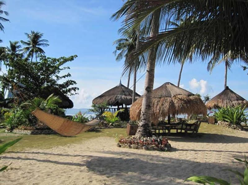 Hotel Las Cabanas Beach Resort El Nido