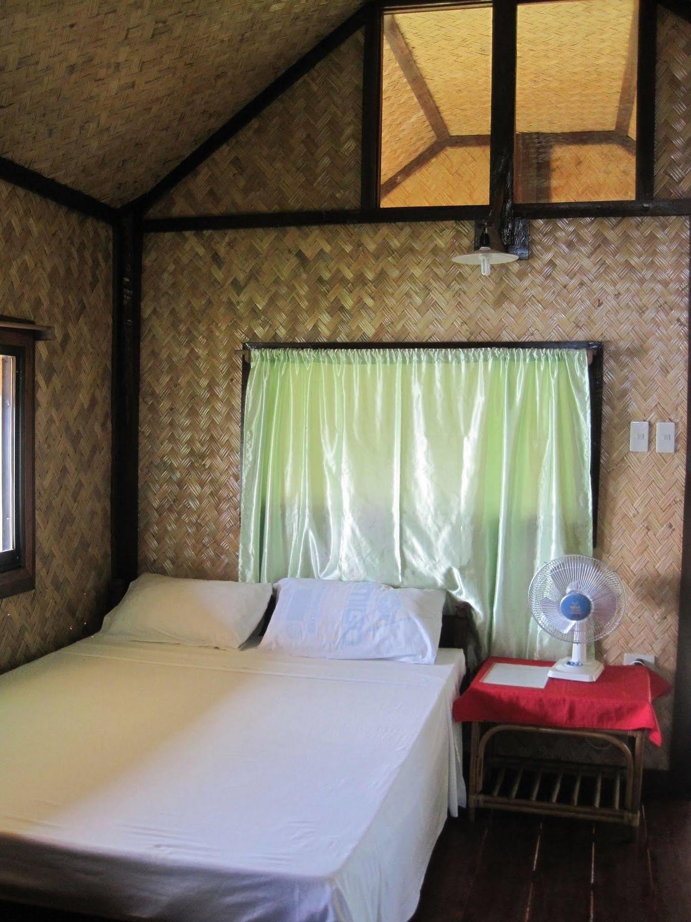 Hotel Las Cabanas Beach Resort
