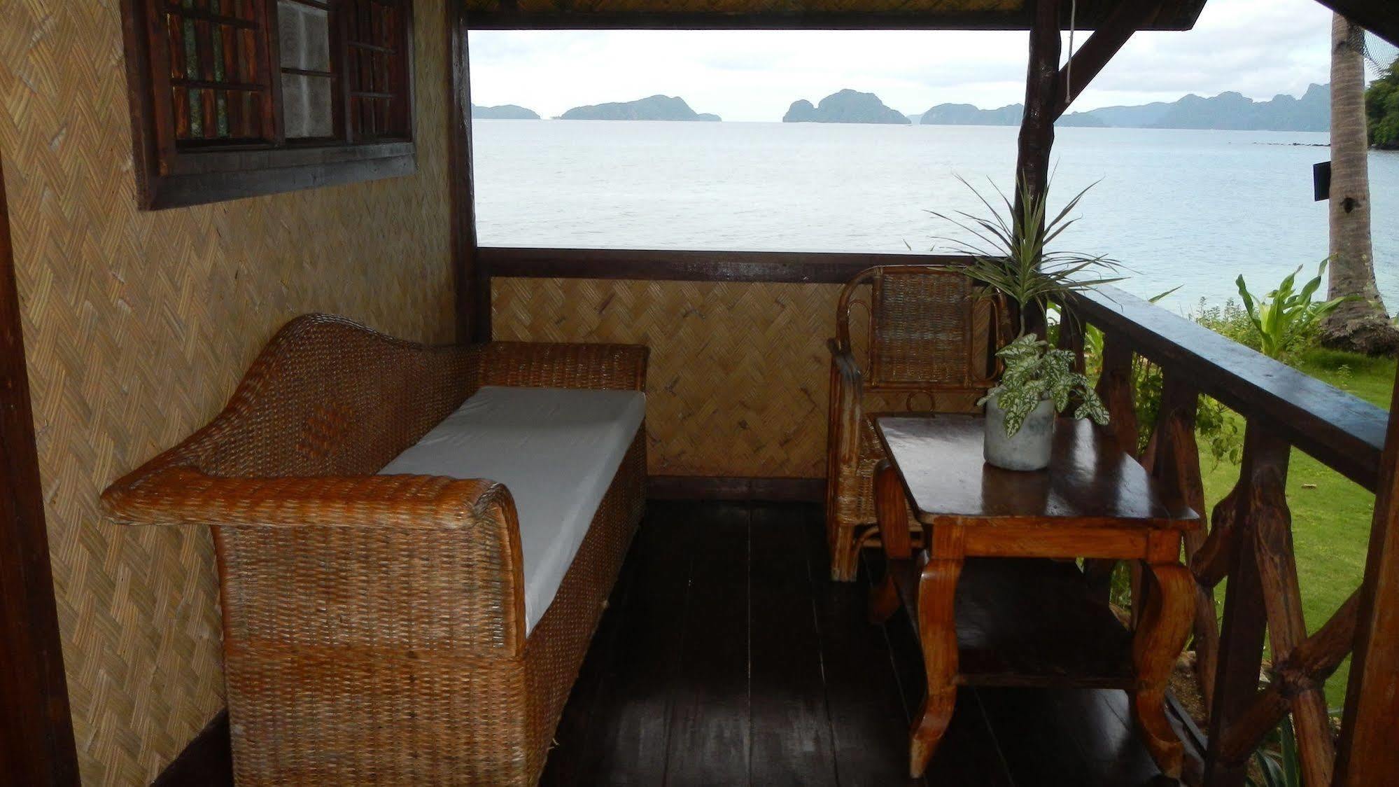 Las Cabanas Beach Resort Hotel 2*