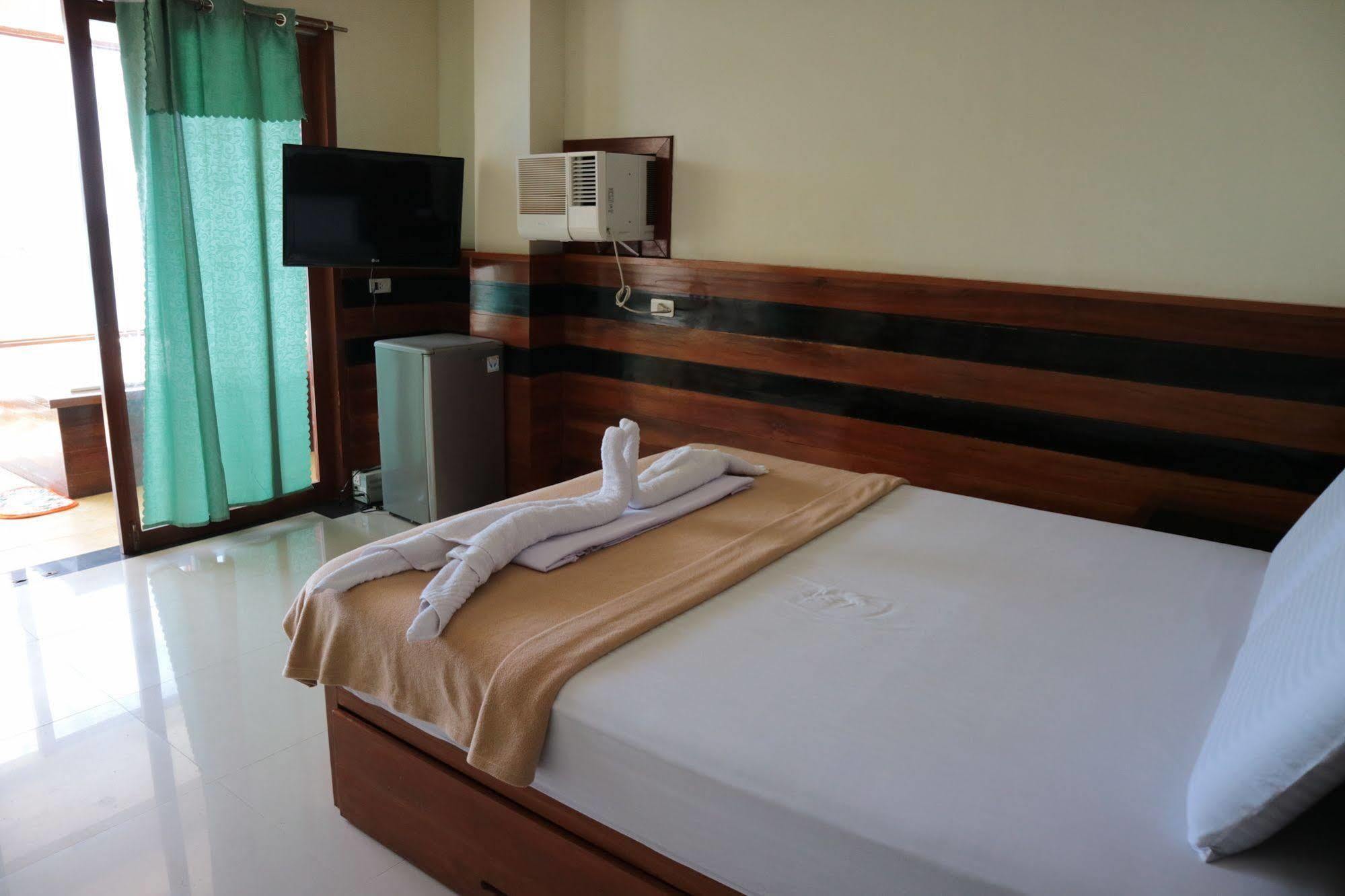 Hotel Rainforest *
