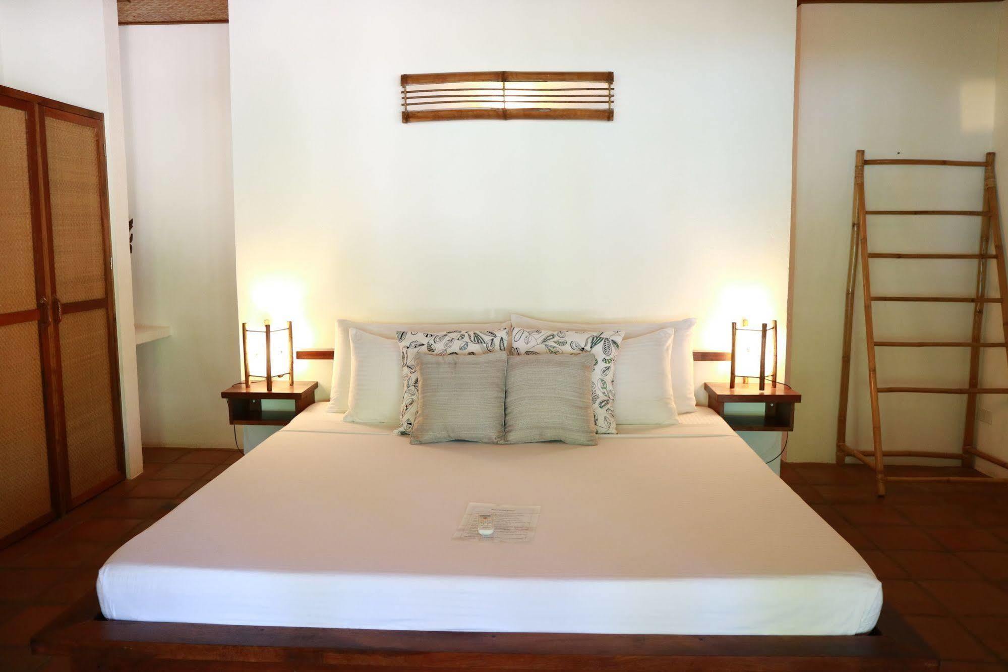 Mahogany Hotel 3*