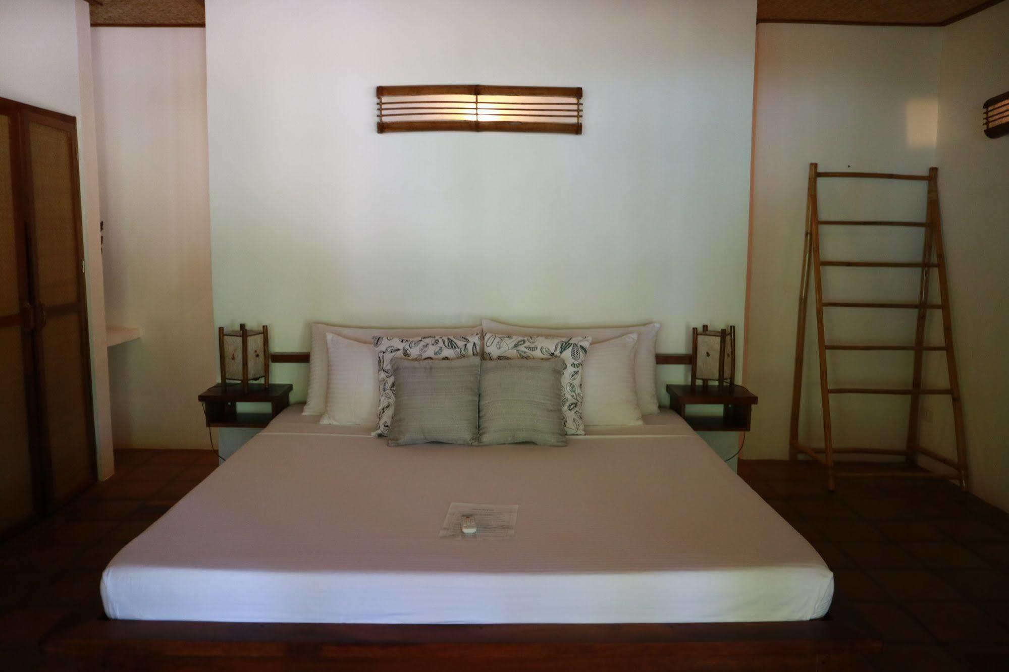 Mahogany El Nido