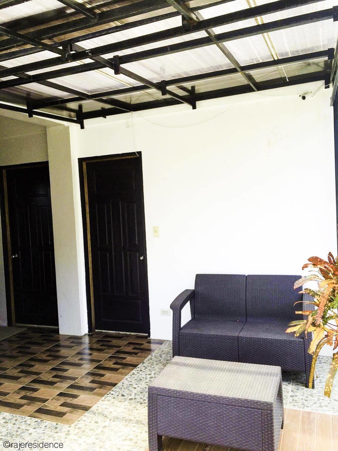 bahay-panuluyan Raje