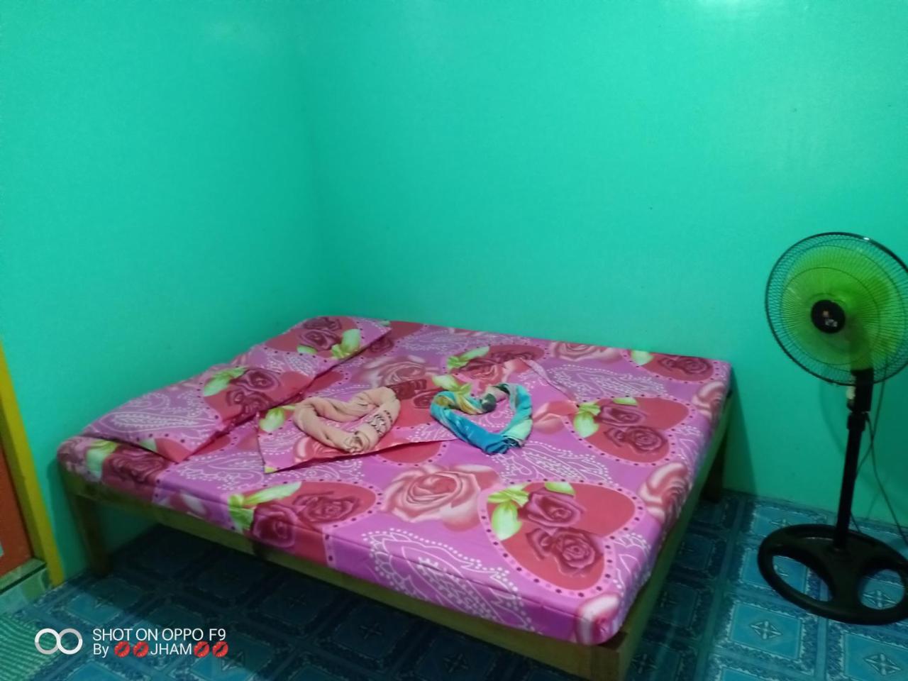 Valine Grace * El Nido