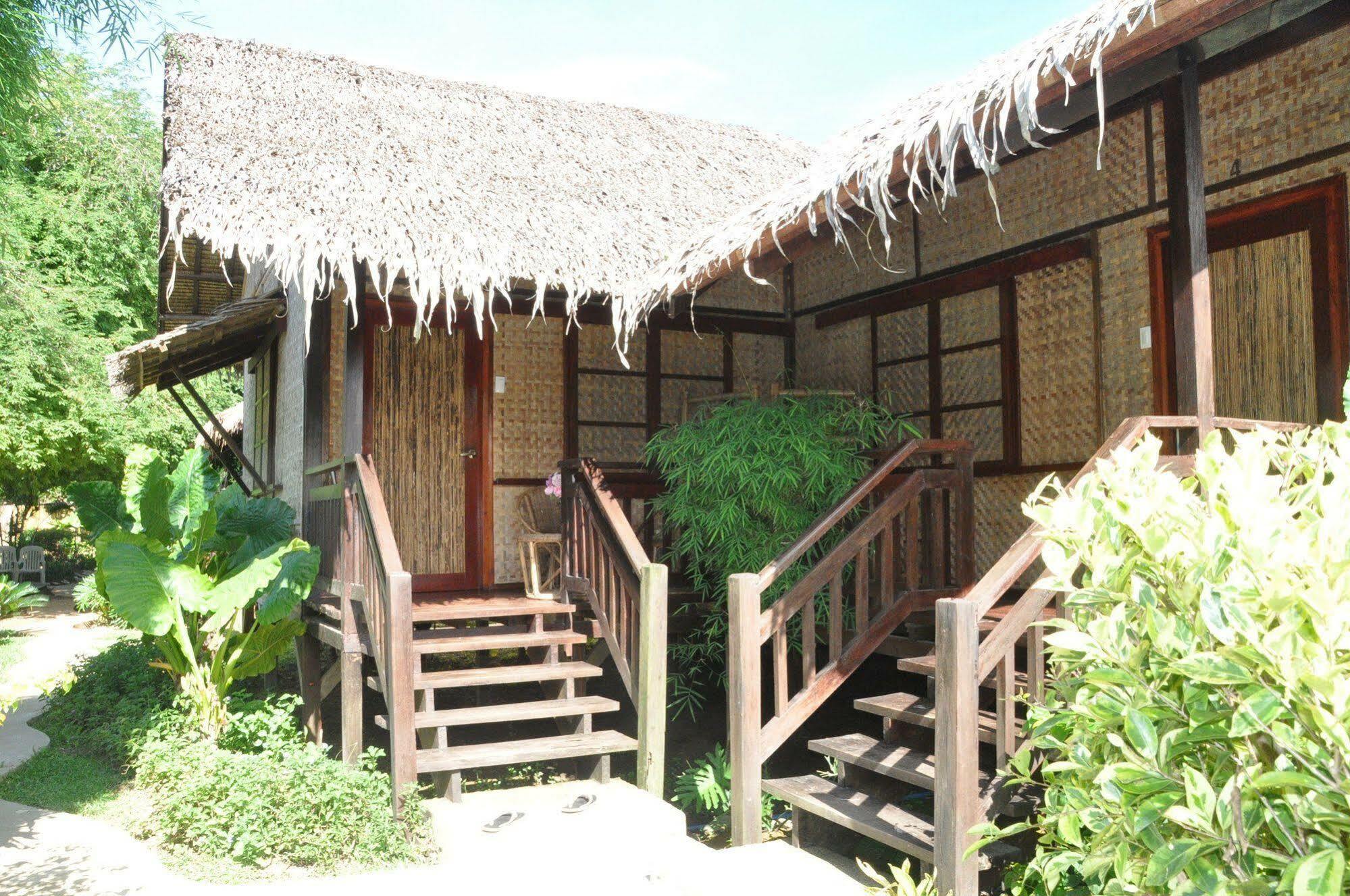Resort Lio Villas