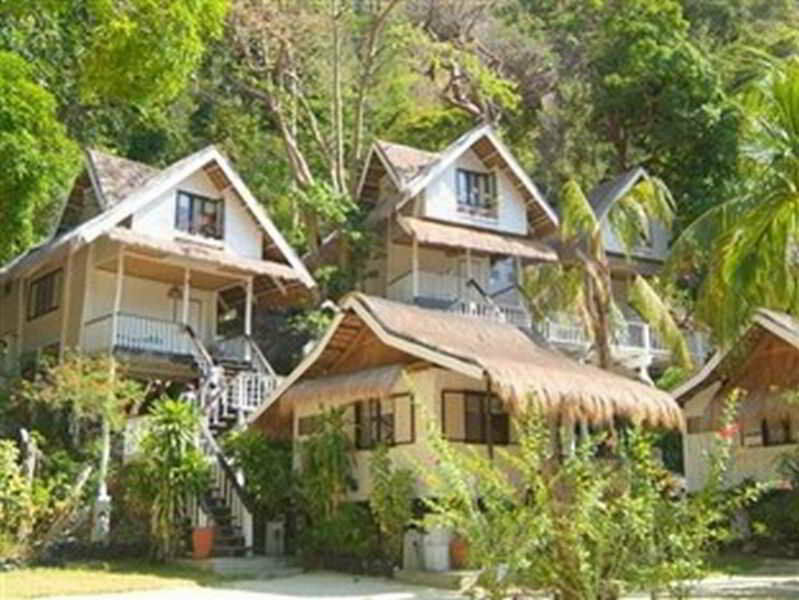 Resort Miniloc Island