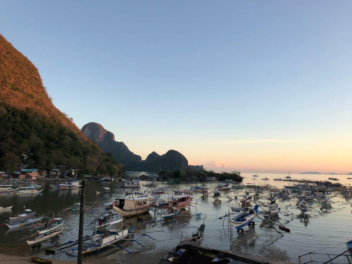Sg Tourist * El Nido