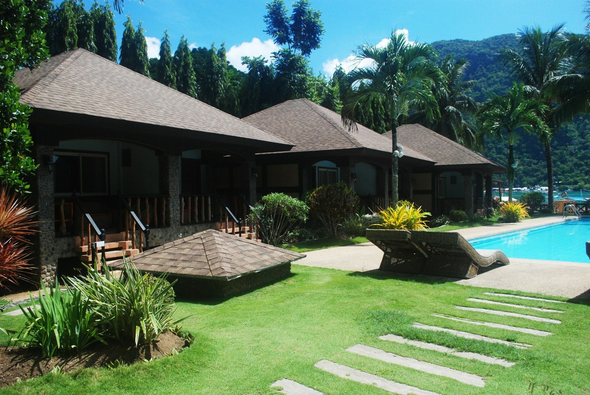 Garden Resort 3*