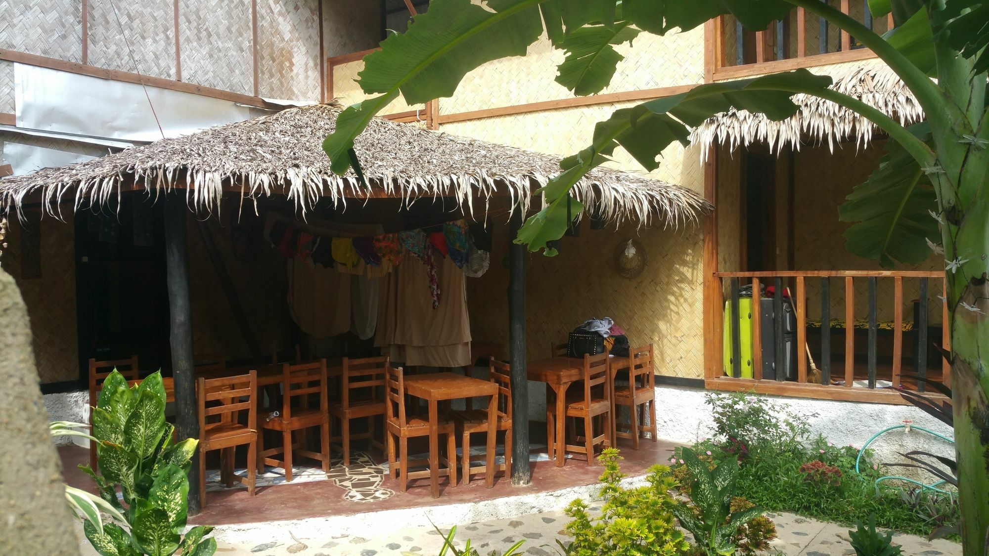 Dragonfly Hotel 2*