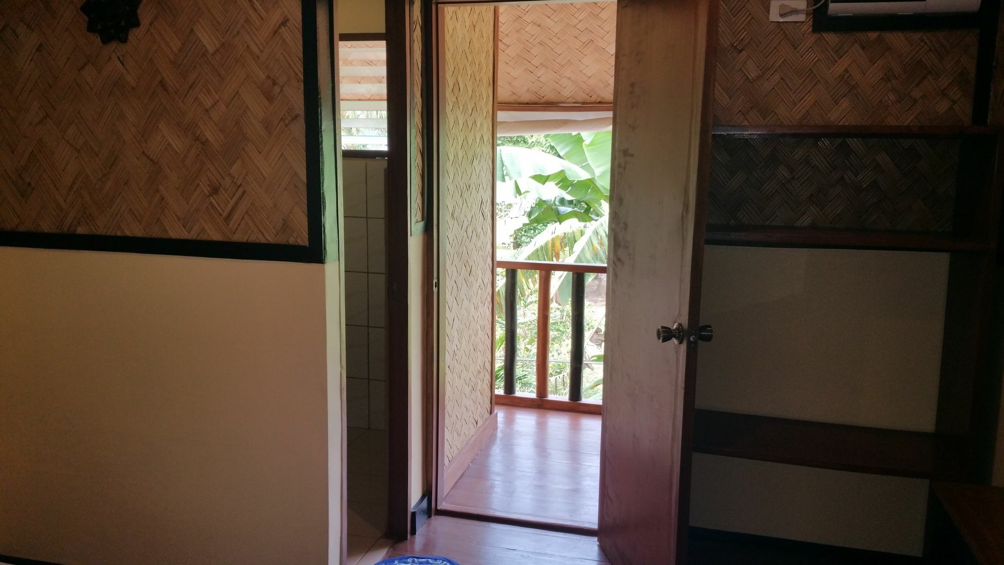 Dragonfly Hotel El Nido