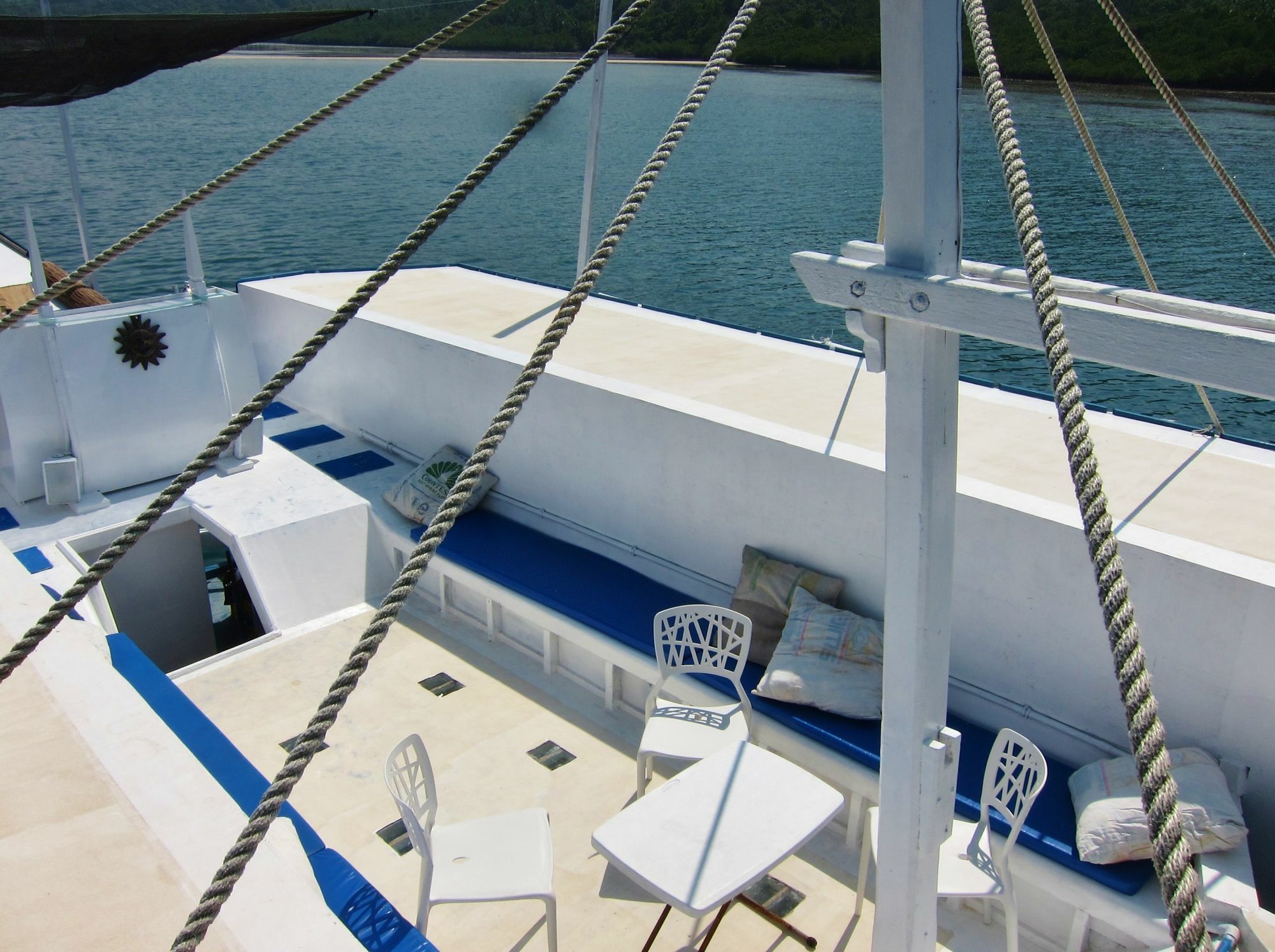 Palawan Secret Cruise Floating 2* El Nido
