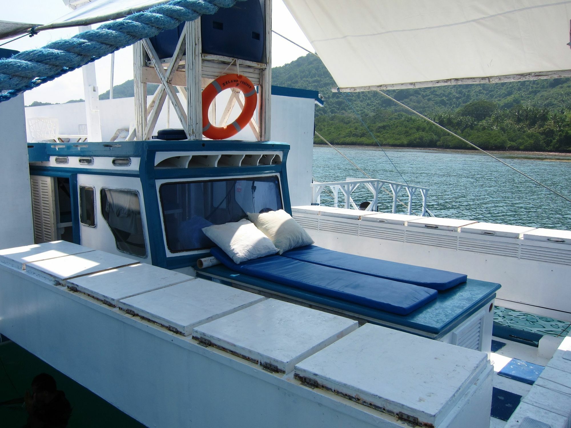 Palawan Secret Cruise Floating 2* El Nido