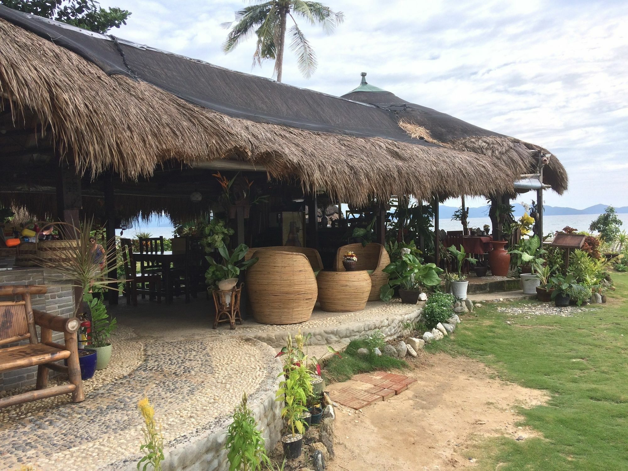 Las Cabanas Beach Resort 2* El Nido