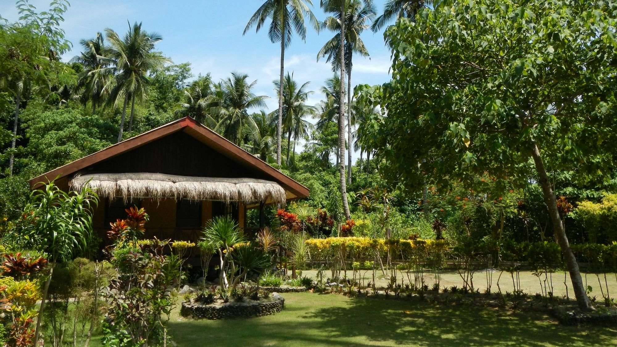 Las Cabanas Beach Resort 2*