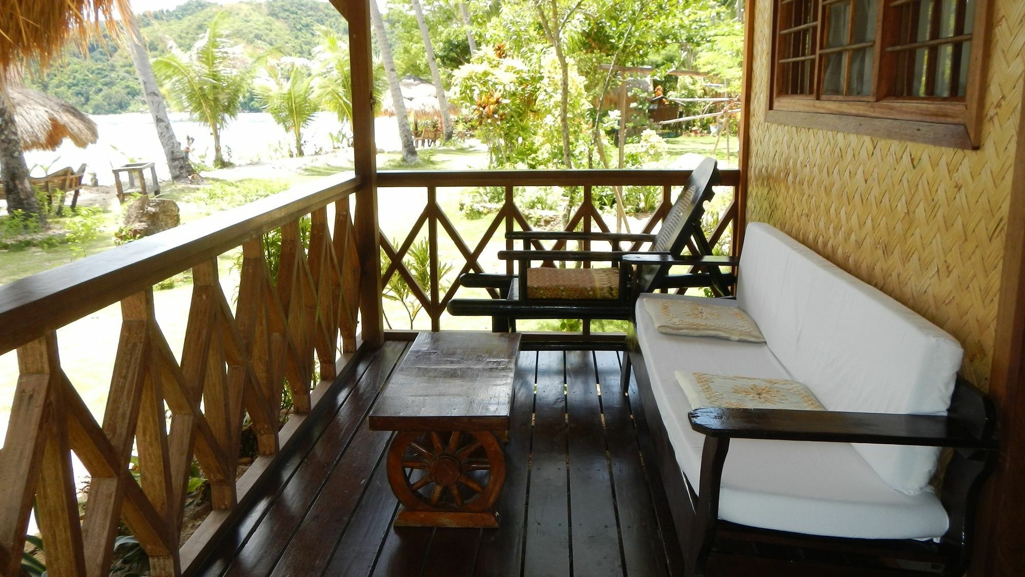 Las Cabanas Beach Resort Hotel 2*
