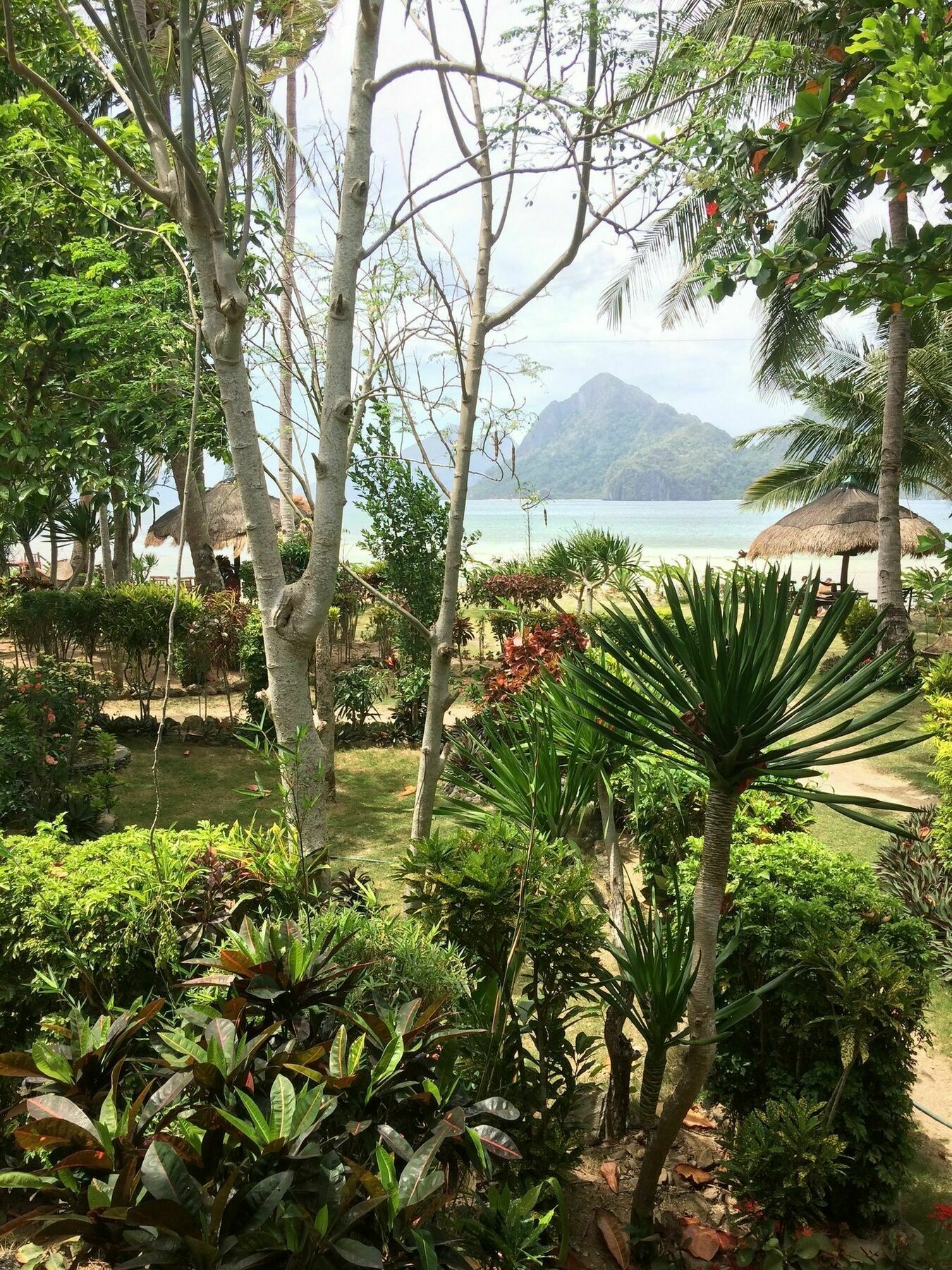 Las Cabanas Beach Resort Hotel 2*