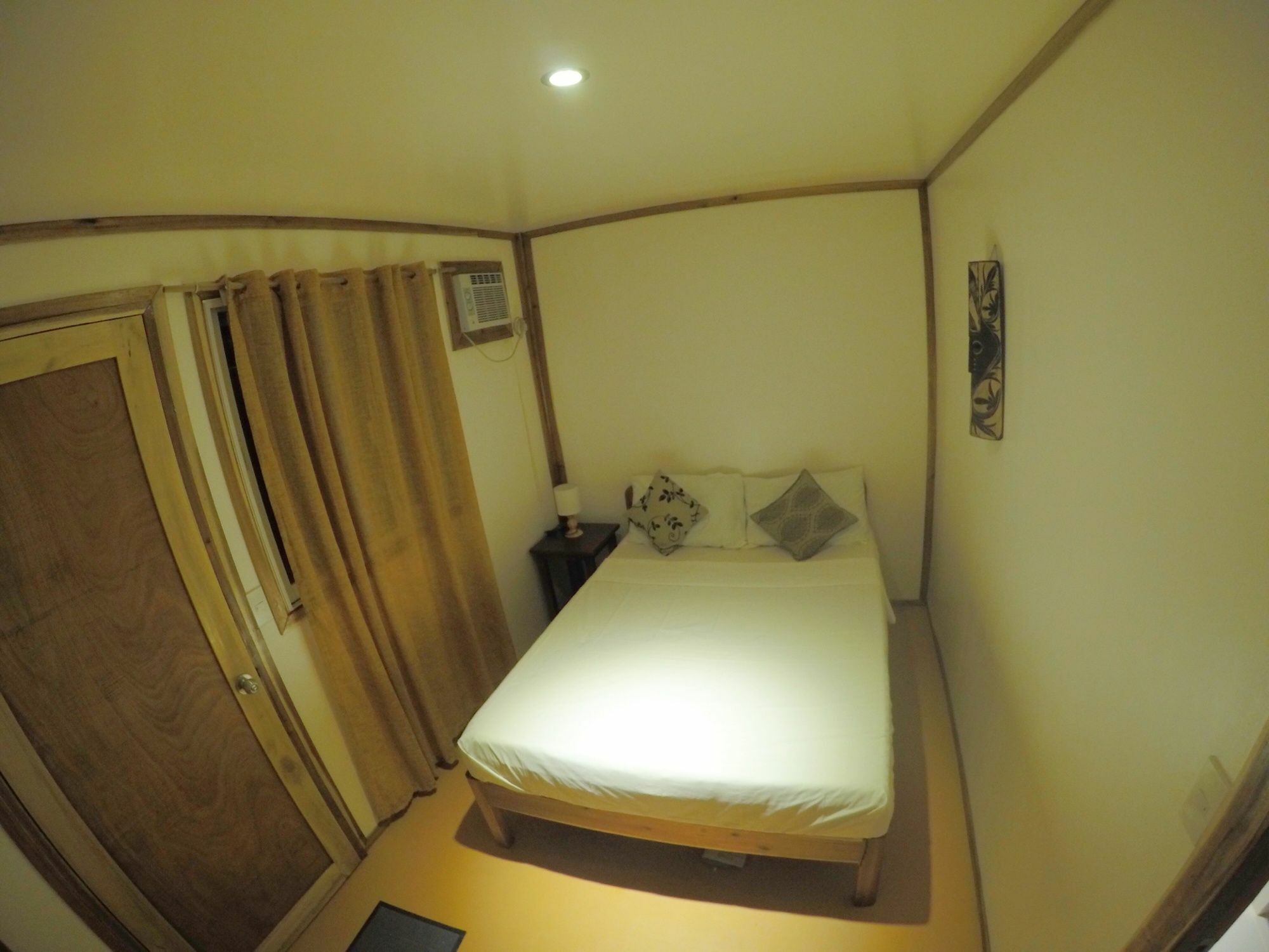 Hotel Keira Backpackers 3*