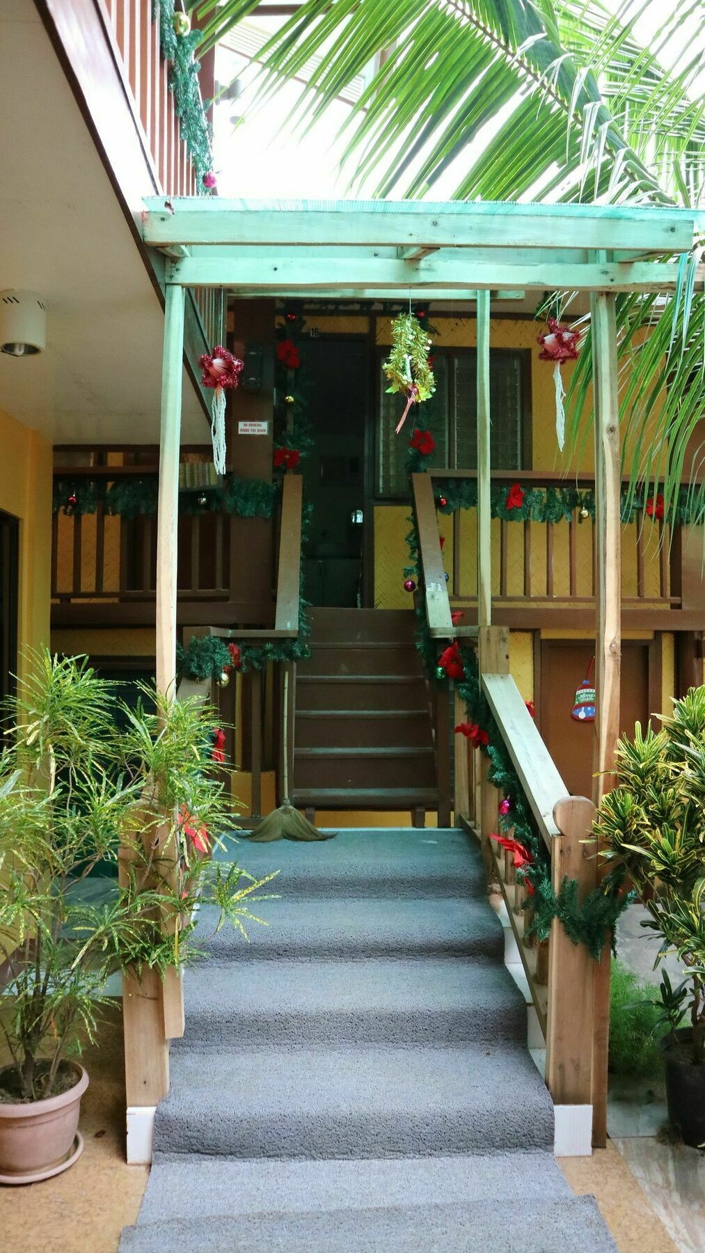 Mam Olson Pensionne House
