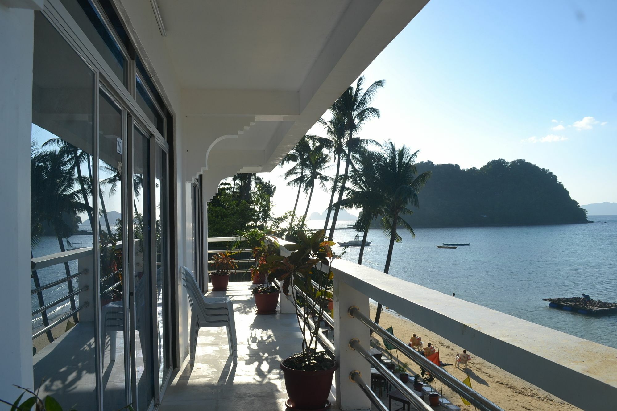 Orange Pearl Beach 2* El Nido