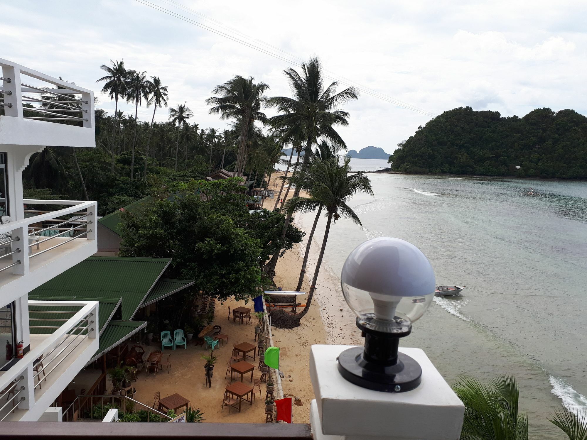 Orange Pearl Beach Resort El Nido