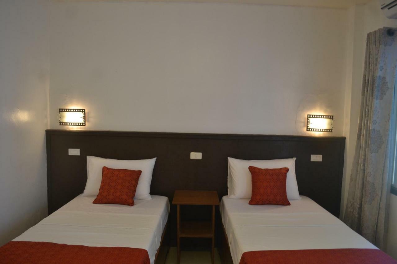 Resort Orange Pearl Beach El Nido