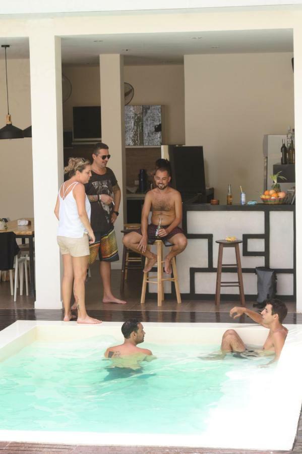 Kame House El Nido