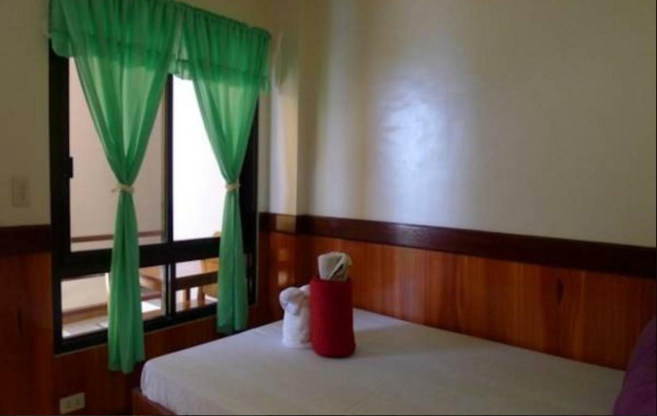 Hotel Desert Rose 2*