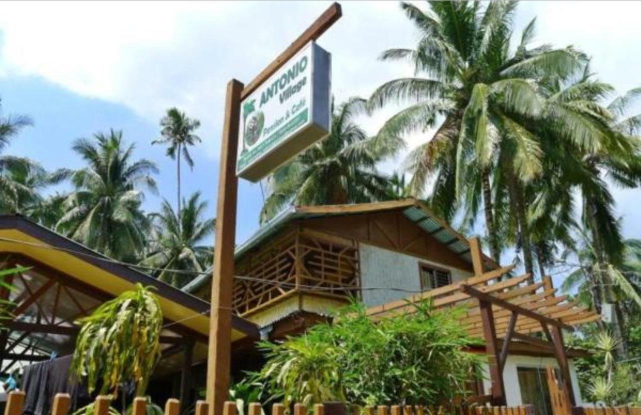 Antonio Village And Cafe Inn