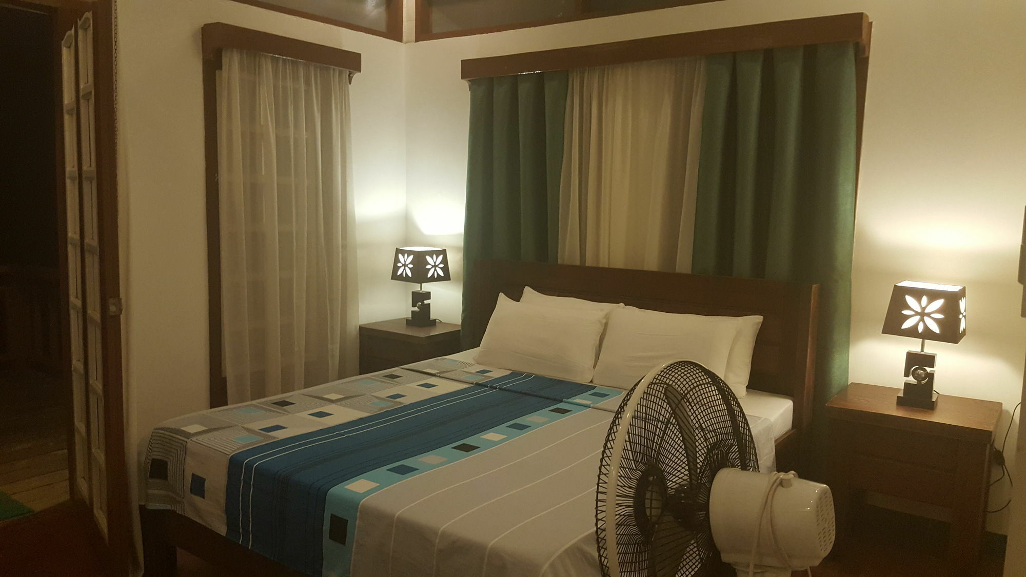 Alternative 5* El Nido